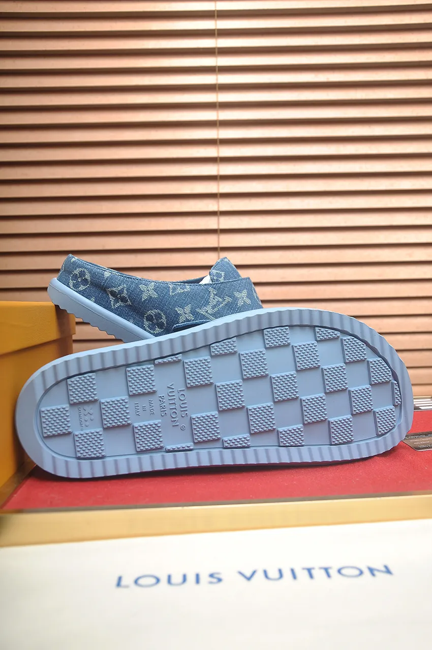Men's men's shoes 💰520💶[LOUIS VUITTON] (cowhide lining) new style 🍀LV Louis Vuitton * - top version of LV classic semi-slip trendy shoes! Made of imported original cow suede cowhide, with a first layer of comfortable cowhide lining inside! Original wear-resistant rubber outsole! High quality products! Code number 38-45 (45 customized)
